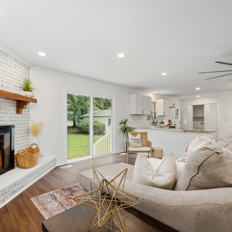 Cleaning services in Los Angeles, CA Cleaning services in Los Angeles, CA